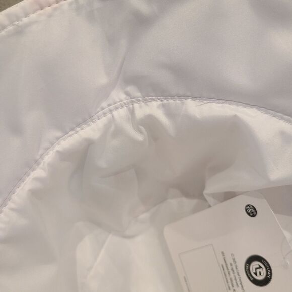 NWT Loot Crate Polka Dot Bucket Hat - Picture 4 of 5